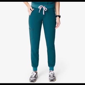 Small petite Caribbean Blue Zamora